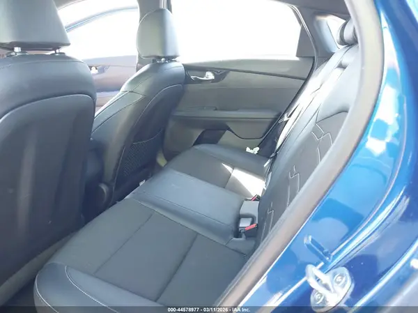 3KPF34AD5ME281963 2021 KIA FORTE - Image 8