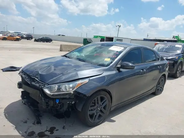 3KPF34AD5ME285513 2021 KIA FORTE - Image 2