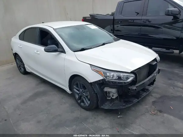 3KPF34AD5ME286631 2021 KIA FORTE - Image 1