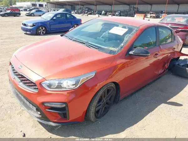 3KPF34AD5ME295250 2021 KIA FORTE - Image 2
