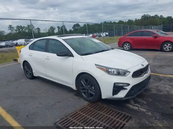 3KPF34AD5ME296415 2021 KIA FORTE - Image 1