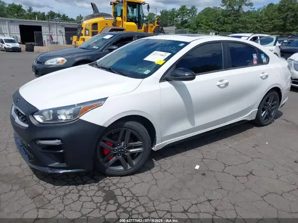 3KPF34AD5ME296821 2021 KIA FORTE - Image 2