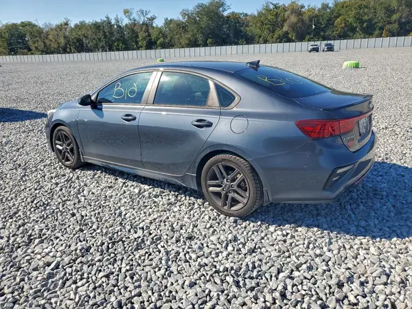 3KPF34AD5ME315819 2021 KIA FORTE - Image 2