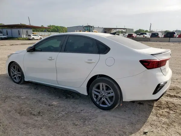 3KPF34AD5ME325461 2021 KIA FORTE - Image 2