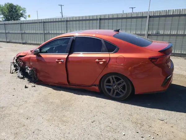 3KPF34AD5ME326724 2021 KIA FORTE - Image 2