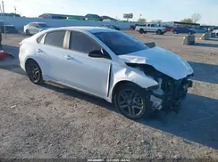 3KPF34AD5ME338811 2021 KIA FORTE