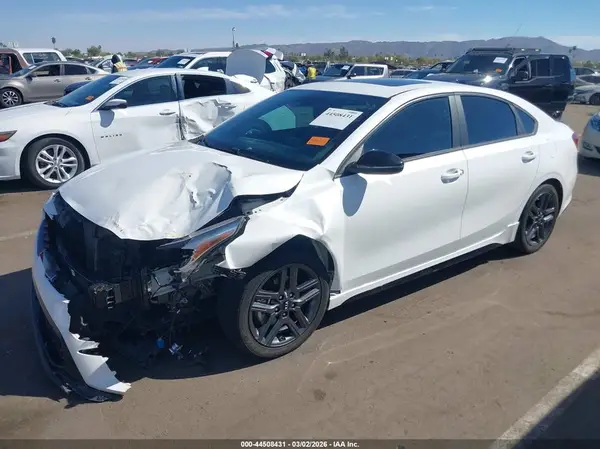 3KPF34AD5ME339621 2021 KIA FORTE - Image 2