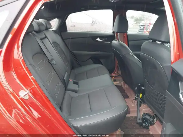 3KPF34AD5ME341174 2021 KIA FORTE - Image 8