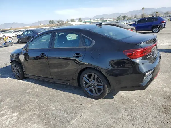3KPF34AD5ME352319 2021 KIA FORTE - Image 2