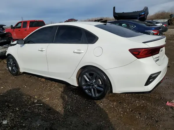 3KPF34AD5ME394618 2021 KIA FORTE - Image 2