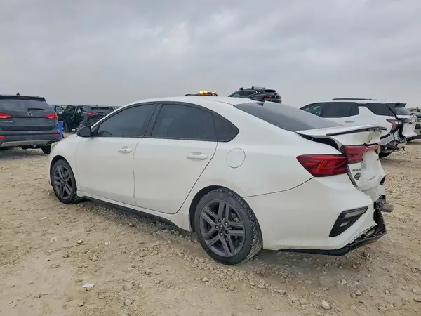 3KPF34AD5ME405116 2021 KIA FORTE - Image 2