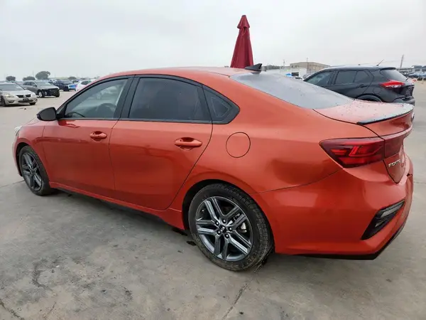 3KPF34AD5ME413488 2021 KIA FORTE - Image 2