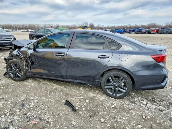 3KPF34AD5ME415886 2021 KIA FORTE - Image 2