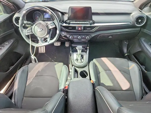 3KPF34AD5ME415886 2021 KIA FORTE - Image 8