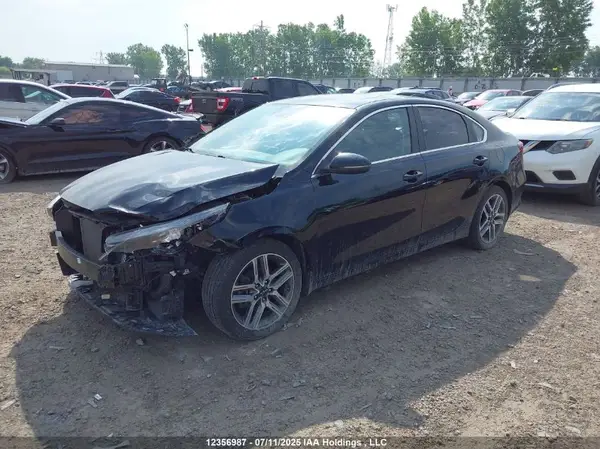 3KPF34AD5NE425819 2022 KIA FORTE - Image 2