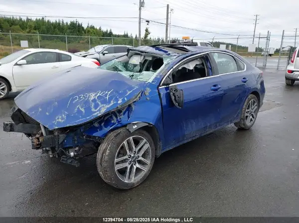 3KPF34AD5PE533988 2023 KIA FORTE - Image 2