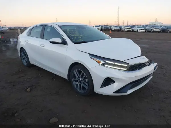 3KPF34AD5PE586903 2023 KIA FORTE - Image 1