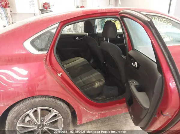 3KPF34AD5PE615946 2023 KIA FORTE - Image 8