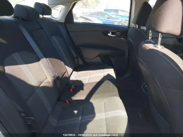 3KPF34AD5PE656870 2023 KIA FORTE - Image 8