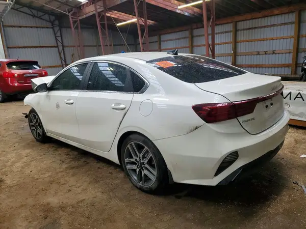3KPF34AD5PE694423 2023 KIA FORTE - Image 2