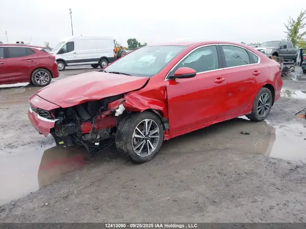 3KPF34AD5RE740223 2024 KIA FORTE - Image 2