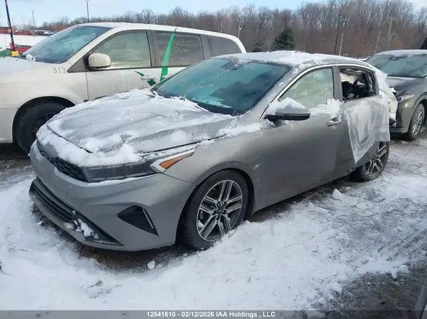 3KPF34AD5RE749293 2024 KIA FORTE - Image 2