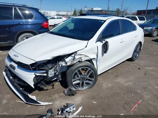 3KPF34AD5RE773660 2024 KIA FORTE - Image 2