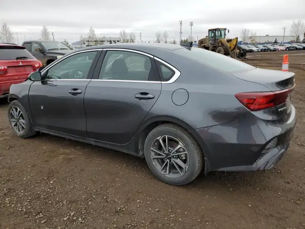 3KPF34AD5RE793780 2024 KIA FORTE - Image 2