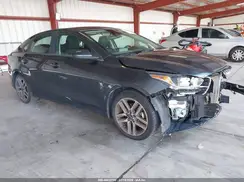 3KPF34AD6KE006311 2019 KIA FORTE