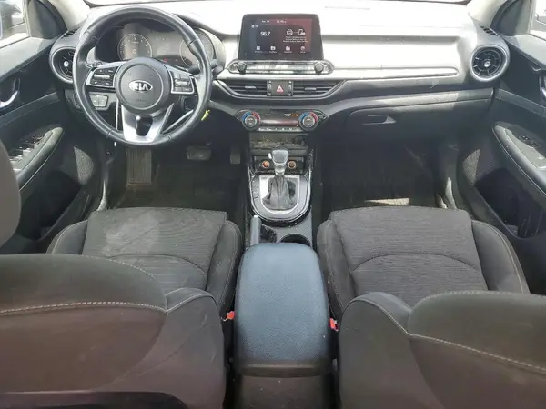 3KPF34AD6KE014702 2019 KIA FORTE - Image 8