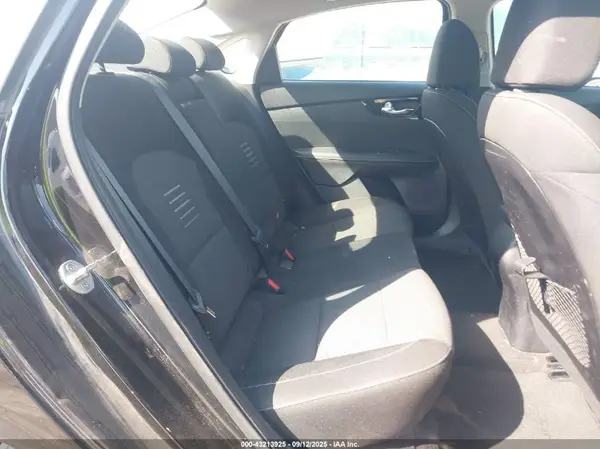 3KPF34AD6KE026039 2019 KIA FORTE - Image 8