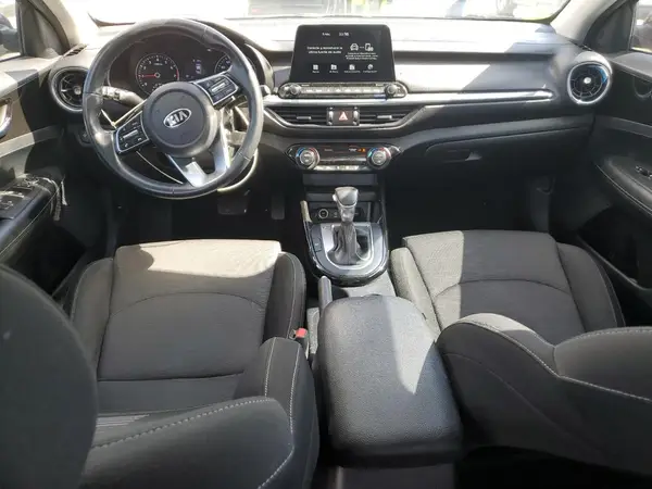 3KPF34AD6KE027398 2019 KIA FORTE - Image 8