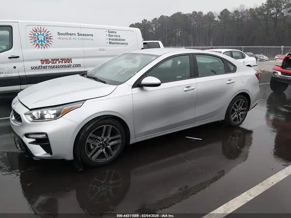 3KPF34AD6KE056528 2019 KIA FORTE - Image 2