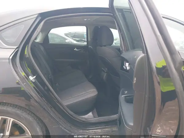 3KPF34AD6KE070011 2019 KIA FORTE - Image 8