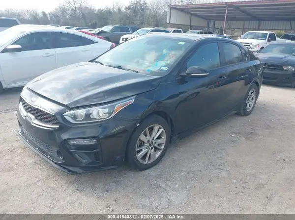 3KPF34AD6LE140317 2020 KIA FORTE - Image 2