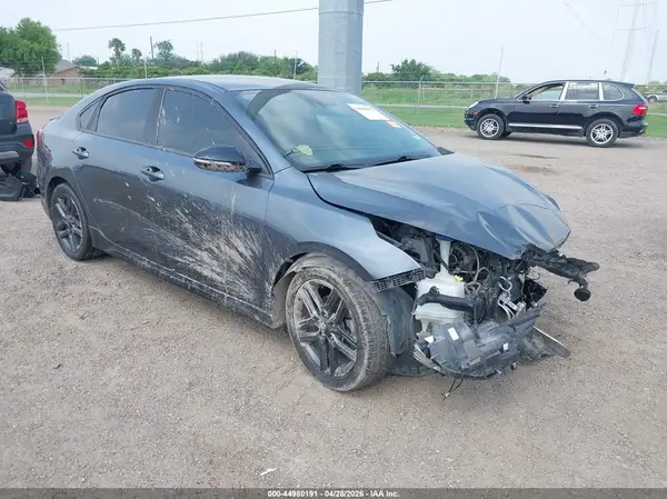 3KPF34AD6LE185662 2020 KIA FORTE - Image 1