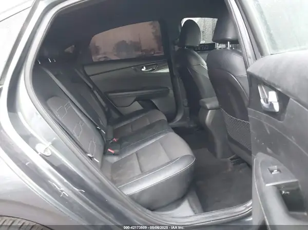 3KPF34AD6LE213279 2020 KIA FORTE - Image 8