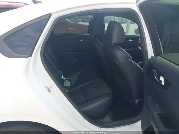 3KPF34AD6LE255872 2020 KIA FORTE - Image 8
