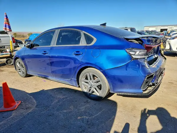 3KPF34AD6LE257637 2020 KIA FORTE - Image 2
