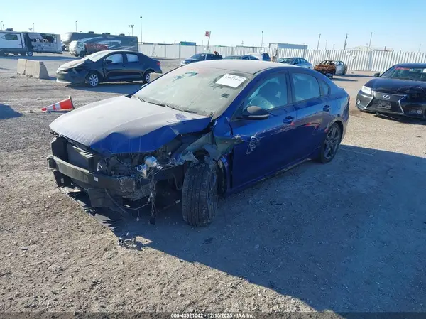 3KPF34AD6LE258755 2020 KIA FORTE - Image 2