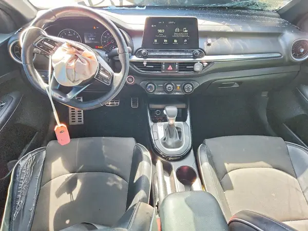3KPF34AD6ME273824 2021 KIA FORTE - Image 8