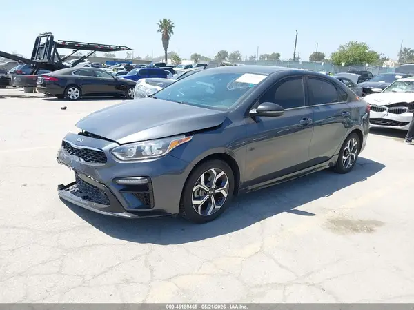 3KPF34AD6ME297590 2021 KIA FORTE - Image 2