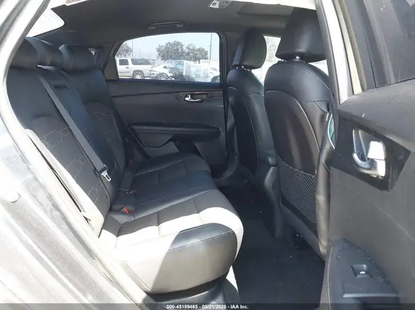 3KPF34AD6ME297590 2021 KIA FORTE - Image 8