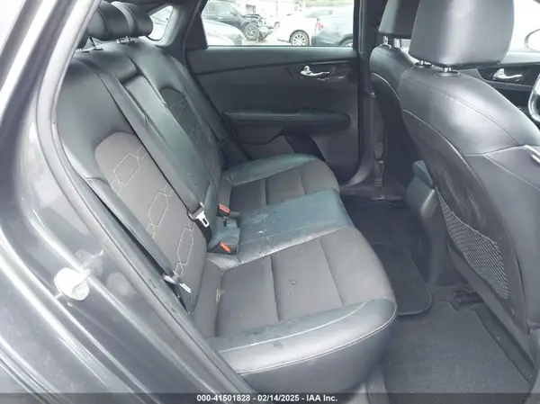 3KPF34AD6ME302741 2021 KIA FORTE - Image 8