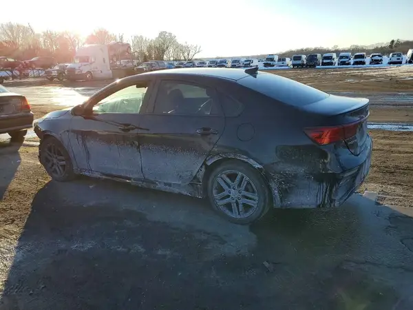 3KPF34AD6ME319149 2021 KIA FORTE - Image 2