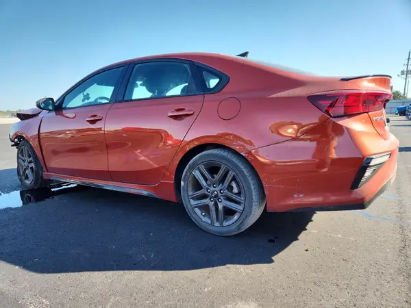3KPF34AD6ME328045 2021 KIA FORTE - Image 2