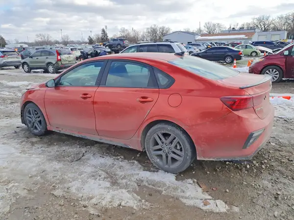 3KPF34AD6ME341555 2021 KIA FORTE - Image 2