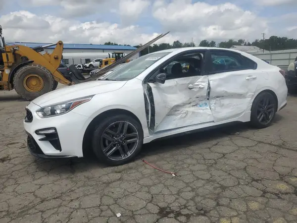3KPF34AD6ME366228 2021 KIA FORTE - Image 1