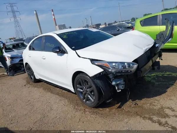 3KPF34AD6ME367363 2021 KIA FORTE - Image 1