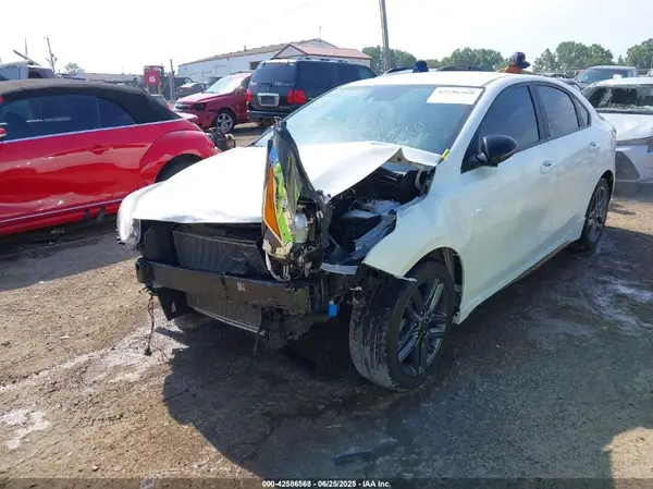 3KPF34AD6ME367363 2021 KIA FORTE - Image 2